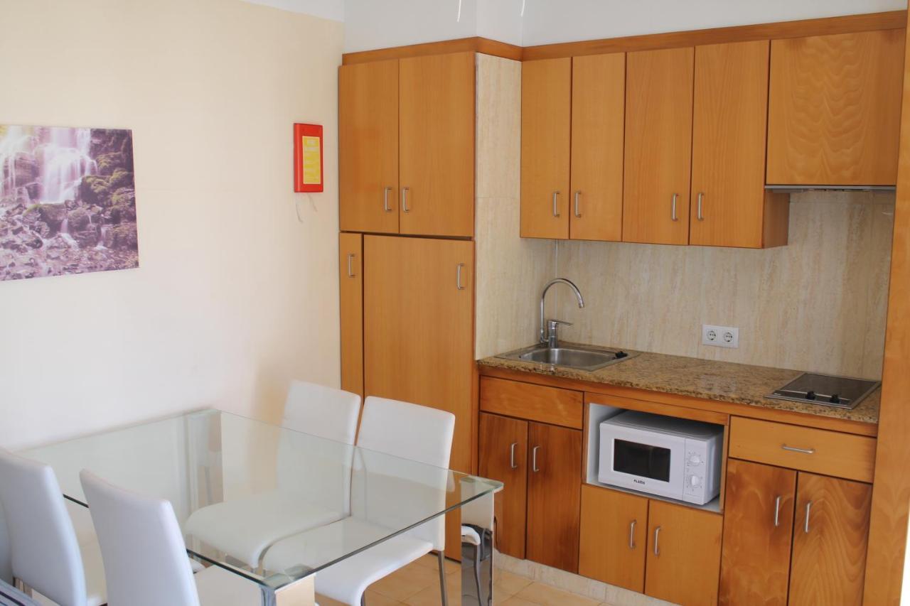 Apartaments Talayot Кала-эн-Бланес Экстерьер фото